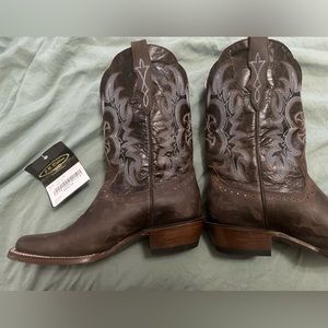 JB Dillon women’s boots